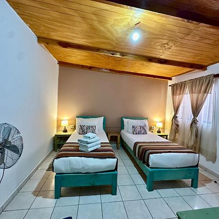 Hostal Qachi Chentura سان بيدرو دي أتاكاما المظهر الخارجي الصورة